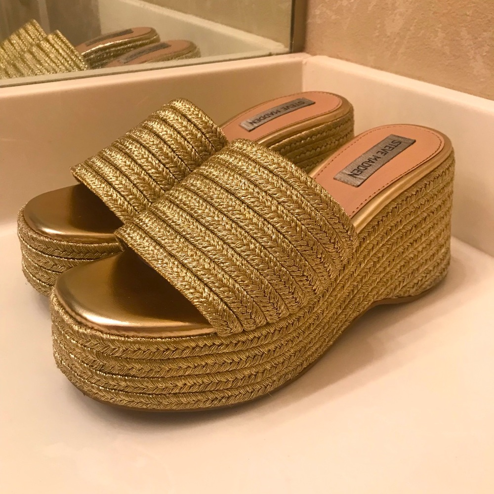 Steve Madden Realize Espadrille Gold Platform Sandals